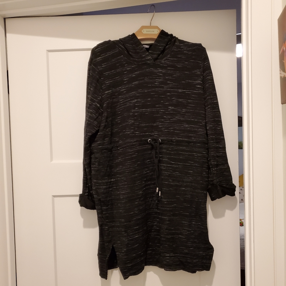 Maternity pullover hoody